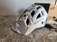 Leatt 3.0 V22 MTB AllMtn Helmet