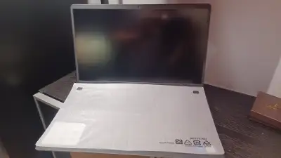 Ordinateur portable Processeur: i5 12e génération (10cores), View more
