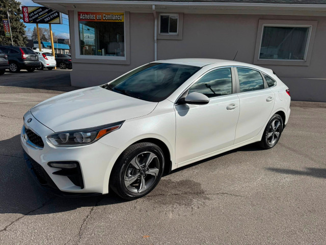 2020 Kia Forte5 Hatchback dans Autos et camions  à Lanaudière - Image 4