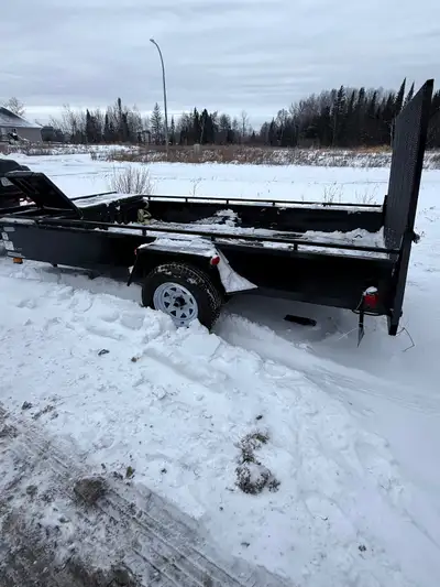 Still like new used once paid around 3500$ for trailer and jack have ownerships lights work also eve...