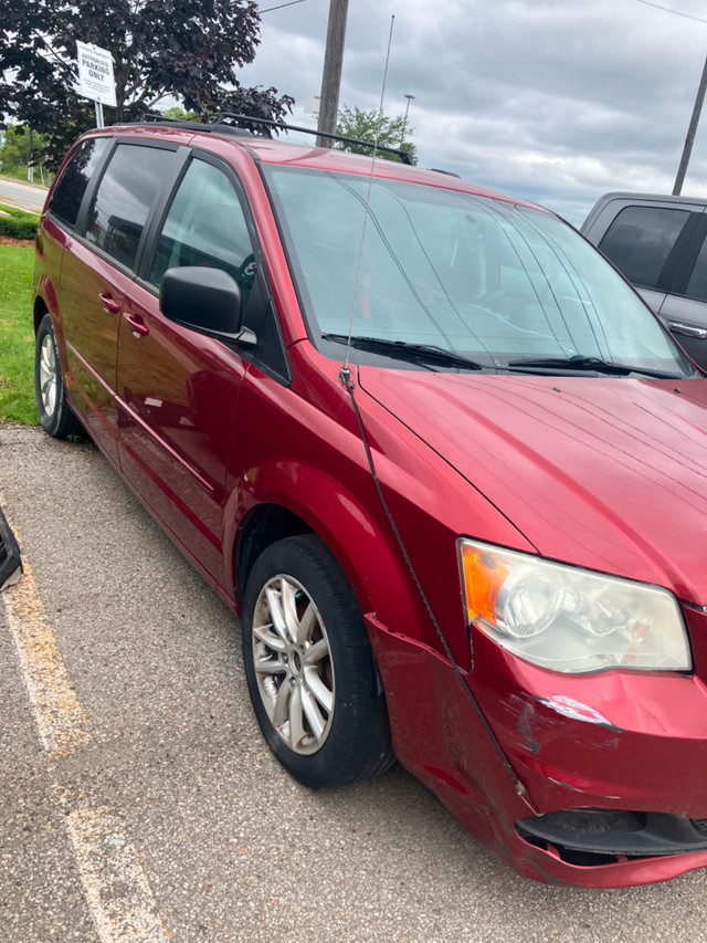 2011 Dodge Grand Caravan in Cars & Trucks in City of Toronto - Image 3