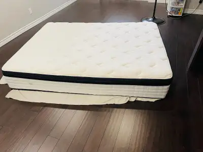 Almost brand new KingsDown Queen mattress