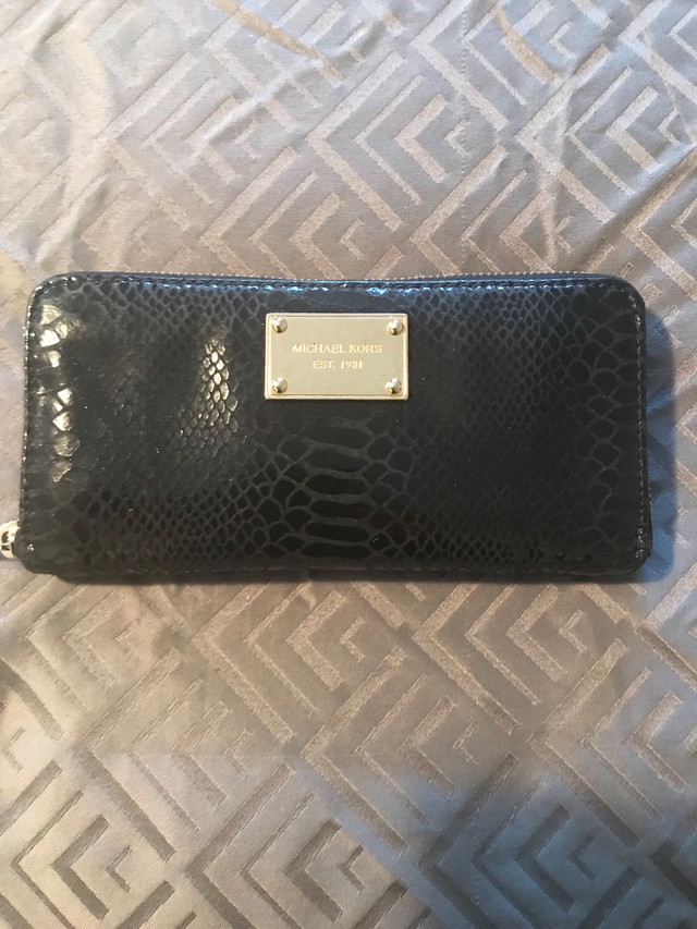 SOLD!-Genuine Michael Kors black leather wallet-Reduced! in Women's - Bags & Wallets in Mississauga / Peel Region