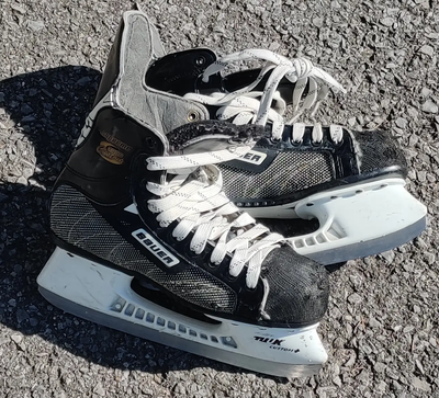 Bauer Supreme 3000 Custom Ice Skates (Size 5.5D), View more