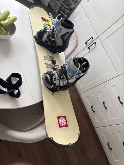 Snowboard 144 with bindings, View more