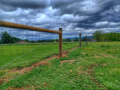 Custom Cattle & Acreage Fence, View more