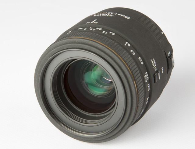 Awesome Macro Lens in Cameras & Camcorders in Regina