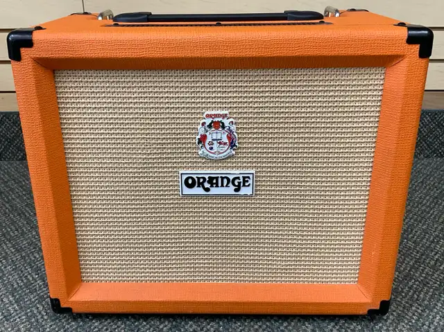 Orange Rocker 15 Tube Amp in Amps & Pedals in North Bay - Image 2