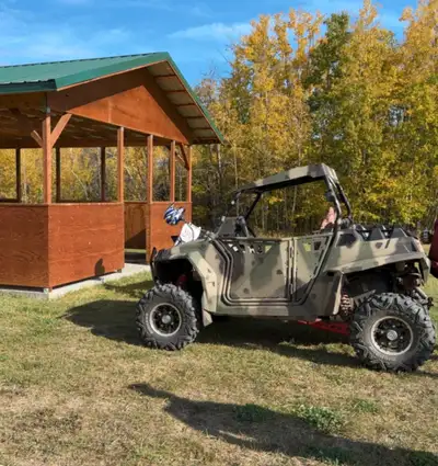 2012 Polaris rzr 900 xp -custom paint couple spots chipped away but overall a great paint job -pro a...