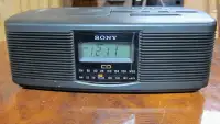 SONY ICF-CD610 CD CLOCK ALARM MINI-BOOMBOX RADIO 1995