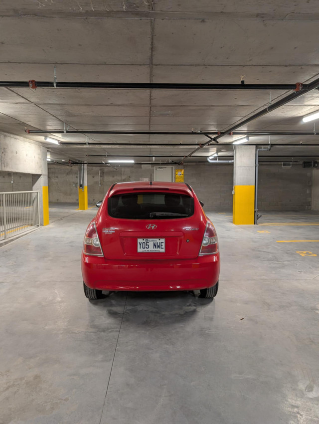 2008 Hyundai Accent - Very clean car dans Autos et camions  à Ville de Montréal - Image 4