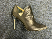 NEW Chinese Laundry - Black Autumn Booties w/ Silver Heels & Tip