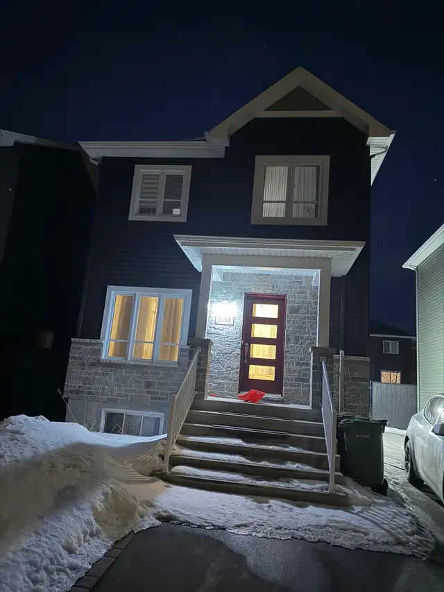 Superbe maison avec Jacuzzi à Saint-Jacques-le-Mineur à louer