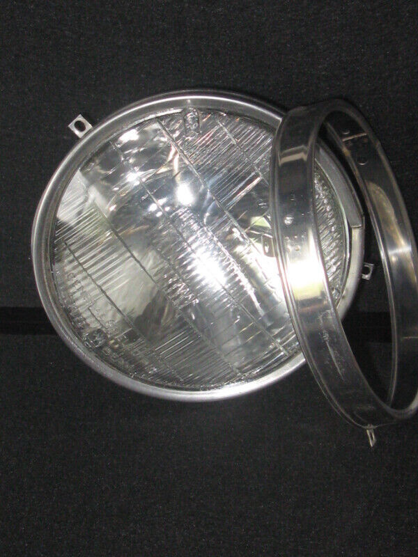 Classic 60's Cars  Headlamp  5 3/4 " Retaining Rings in Arts & Collectibles in Edmonton - Image 4