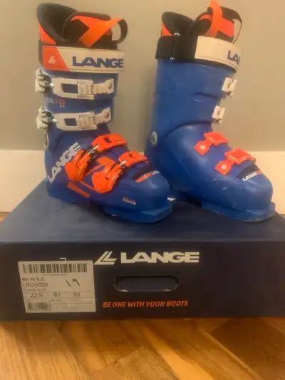 Lange RS 70 Ski Boots, View more