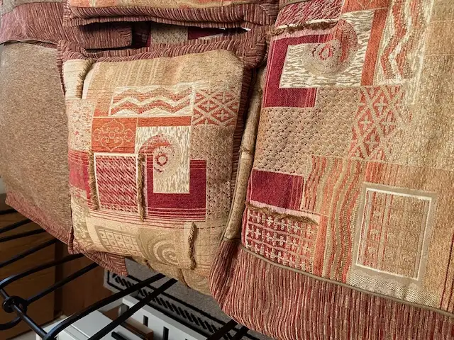 8 PIECE QUEEN SIZE COMFORTER SET ……$50 in Bedding in Windsor Region - Image 7