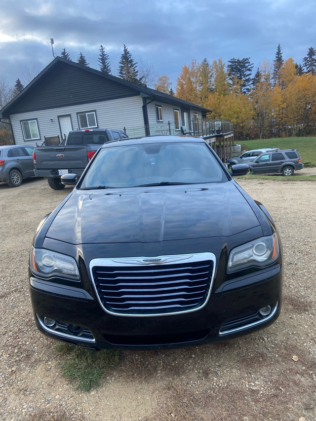 2012 Chrysler 300s in Cars & Trucks in Edmonton - Image 2
