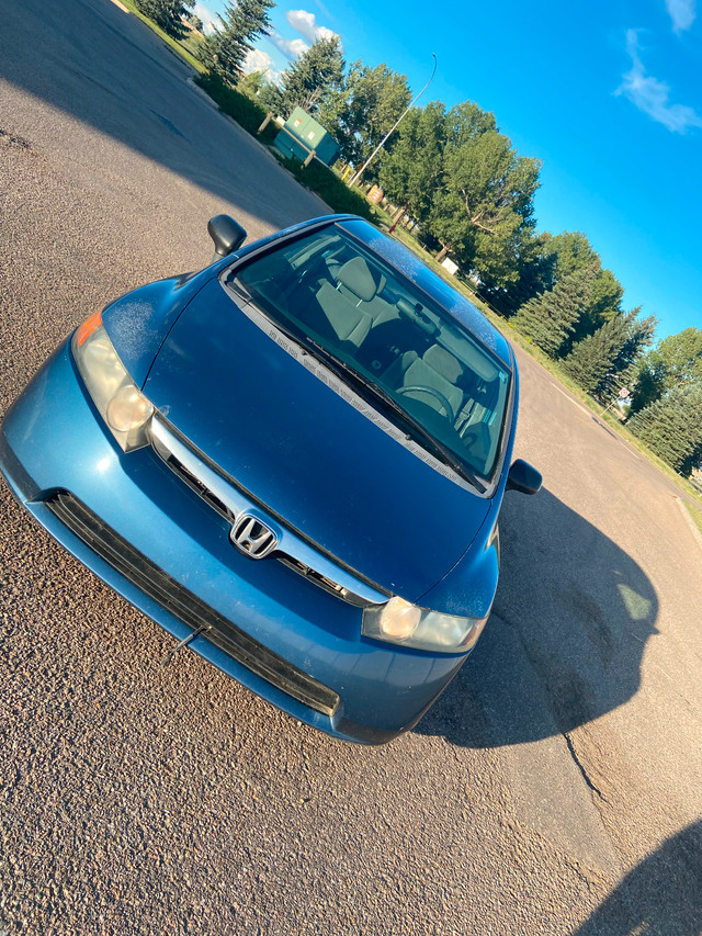 2008 Honda Civic in Cars & Trucks in Medicine Hat - Image 2