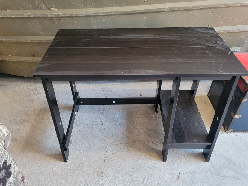 Computer desk Desks Oshawa / Durham Region Kijiji