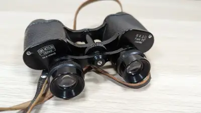 Great condition. Work well. No scratches on lenses. No case or covers included, none available! Etra...