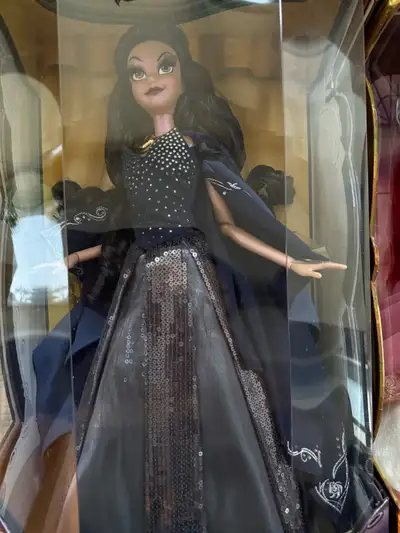 Disney Limited Edition Doll Vanessa D23, View more