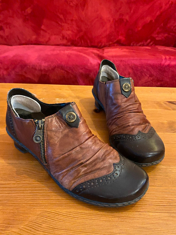 Souliers Rieker à petits talons en cuir dans Femmes - Chaussures  à Ville de Montréal