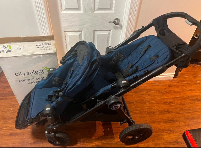 Double City Select Stroller in Strollers, Carriers & Car Seats in Fort McMurray