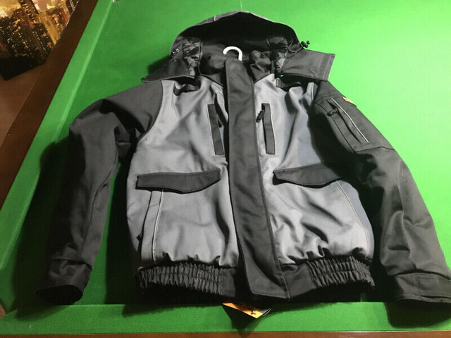 Jacket M Dura Drive industrial Brand New in Other Business & Industrial in Kitchener / Waterloo