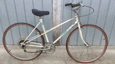 Vélo de ville pour dame 5 vitesses Vélo sport TITAN, View more