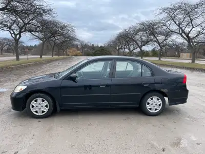 Selling my 2005 Honda Civic SE with 246,500 km. I’ve owned and driven this car daily for the past 7...