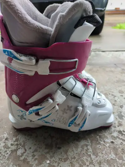 Tecnica Little Belle Ski Boots, View more