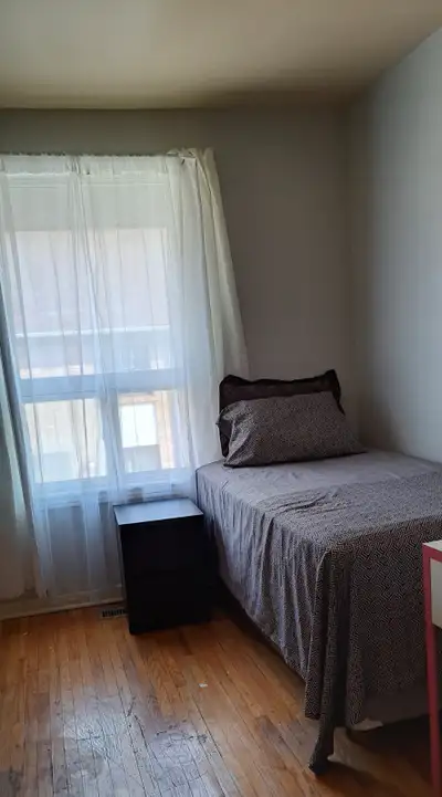 Big and beautiful room for rent