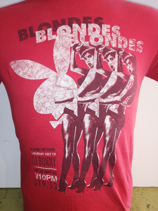 Vintage Playboy Club Blondes Blondes Blondes T-shirt  in Men's in Woodstock - Image 4