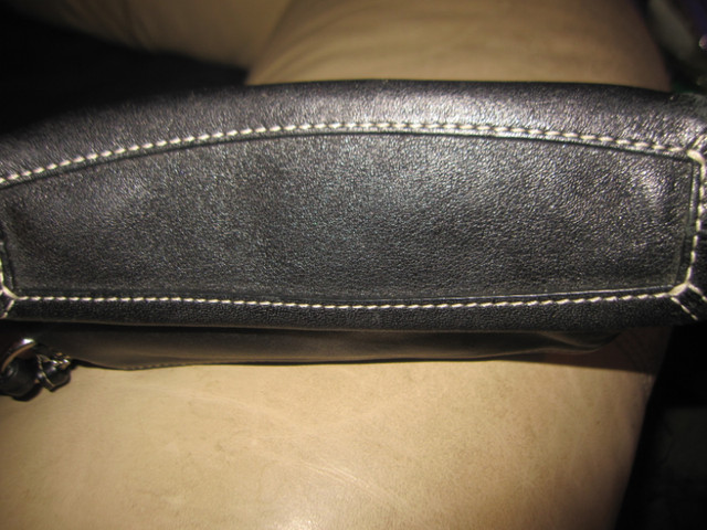 Coach Wristlet  Black Leather Clutch Wallet Iphone  Case    New in Cell Phones in City of Toronto - Image 3