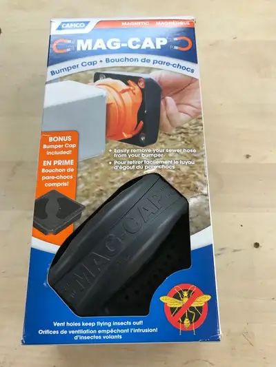 Camco MAG-CAP bouchon de pare-chocs pour VR neuf / Camco Magnetic No Insect Bumper Cap Set. Includes...