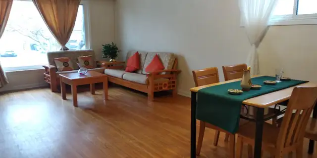 midland & Lawrence detached house 1st floor for rent