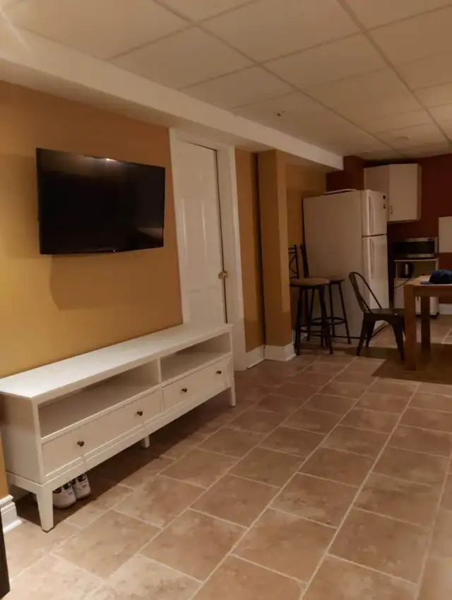 Room for Rent in Oshawa/Courtice $700/month in Room Rentals & Roommates in Oshawa / Durham Region - Image 7