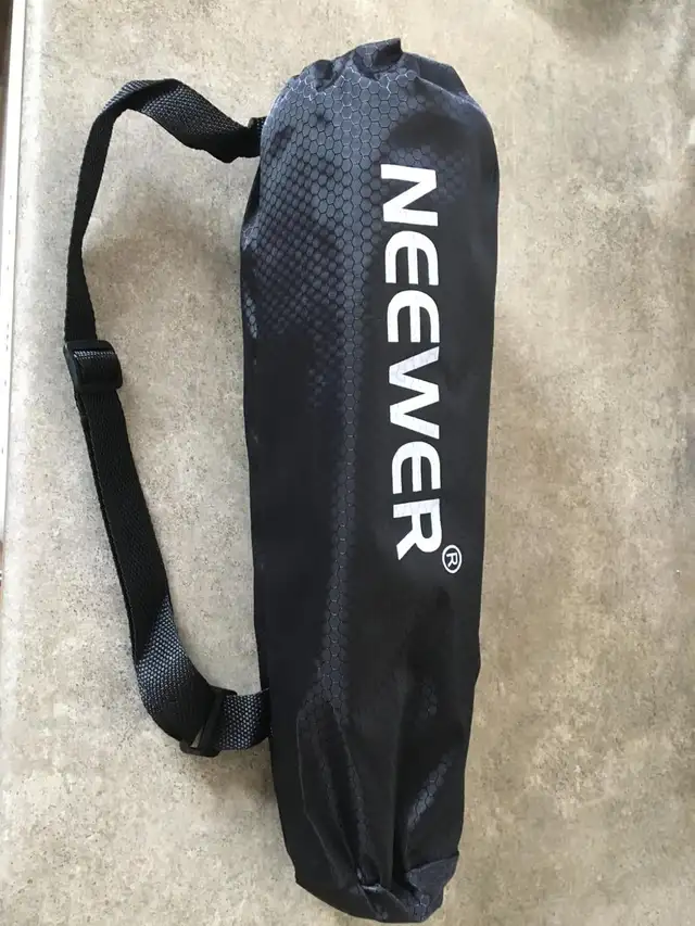 NEEWER 12"/30cm Lantern Softbox with NEEWER Mount63347539775235124