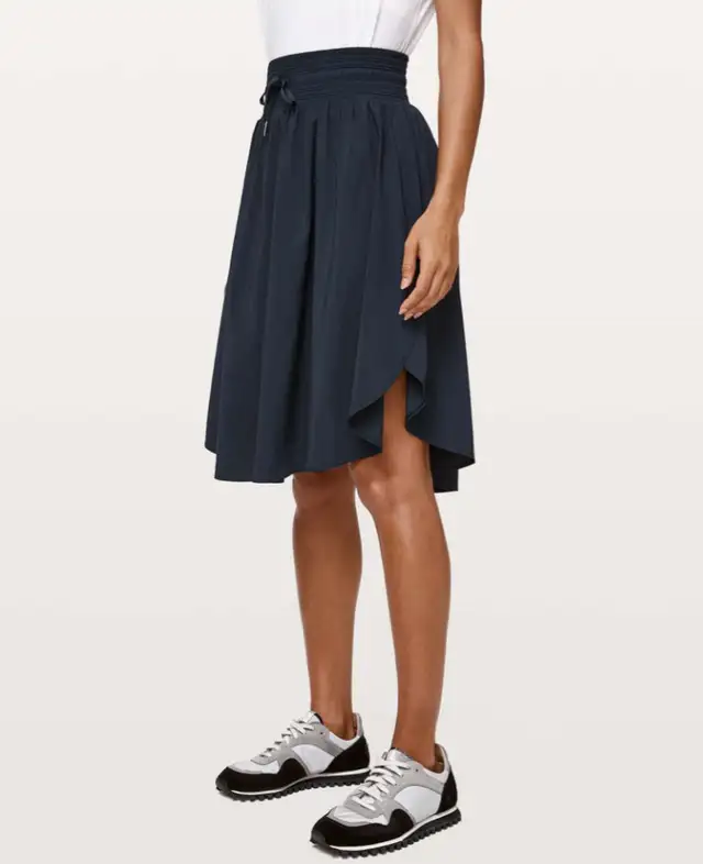 Lululemon The Everyday Skirt Brand New W/ Tags in Women's - Bottoms in Markham / York Region - Image 8