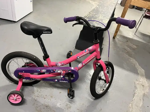 Kickstart Bicycle in Kids in City of Montréal - Image 2