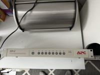 Used- APC 8 -Port KVM  Keyboard, Mouse and Video Switch AP9258