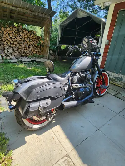 Bought new in 2015. Stock parts replaced with Yamaha factory windshield and brackets. New risers and...