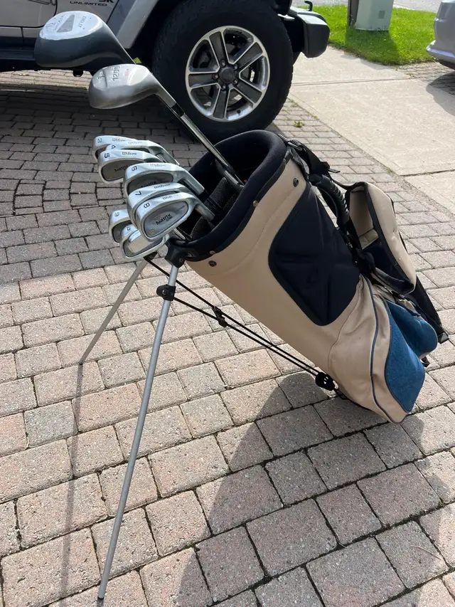 Cynergy -Wilson  Golf Bag Set  in Golf in Barrie - Image 3