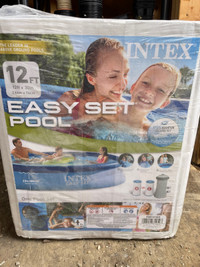 Brand new kids pool in box also have cover 