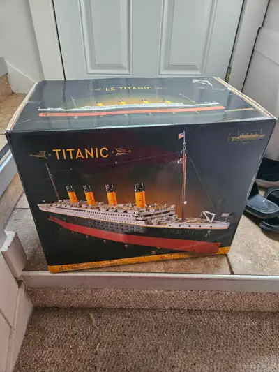 10294 LEGO Like, New in Box Titanic Complete Set, View more