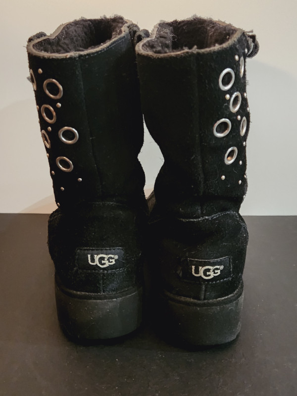 UGG CLASSIC MADISON GROMMET BLACK SUEDE BOOTS in Women's - Shoes in St. Catharines - Image 2