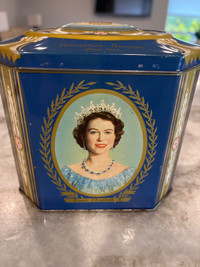 1953 Gray Dunn Coronation Tin