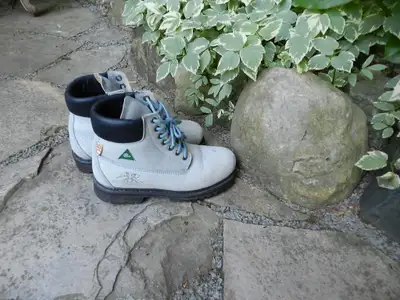CSA Ladies Tomboy Trades Safety Steel Toe Work Boots Size 7, View more