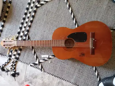 Kent classic guitar from Japan, full size, View more