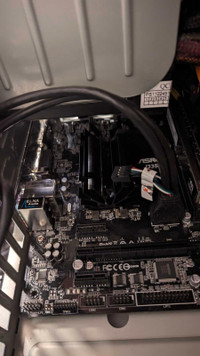 ASRock Motherboard & fanless J3355M/6 gb ram/case/PSU/ssd